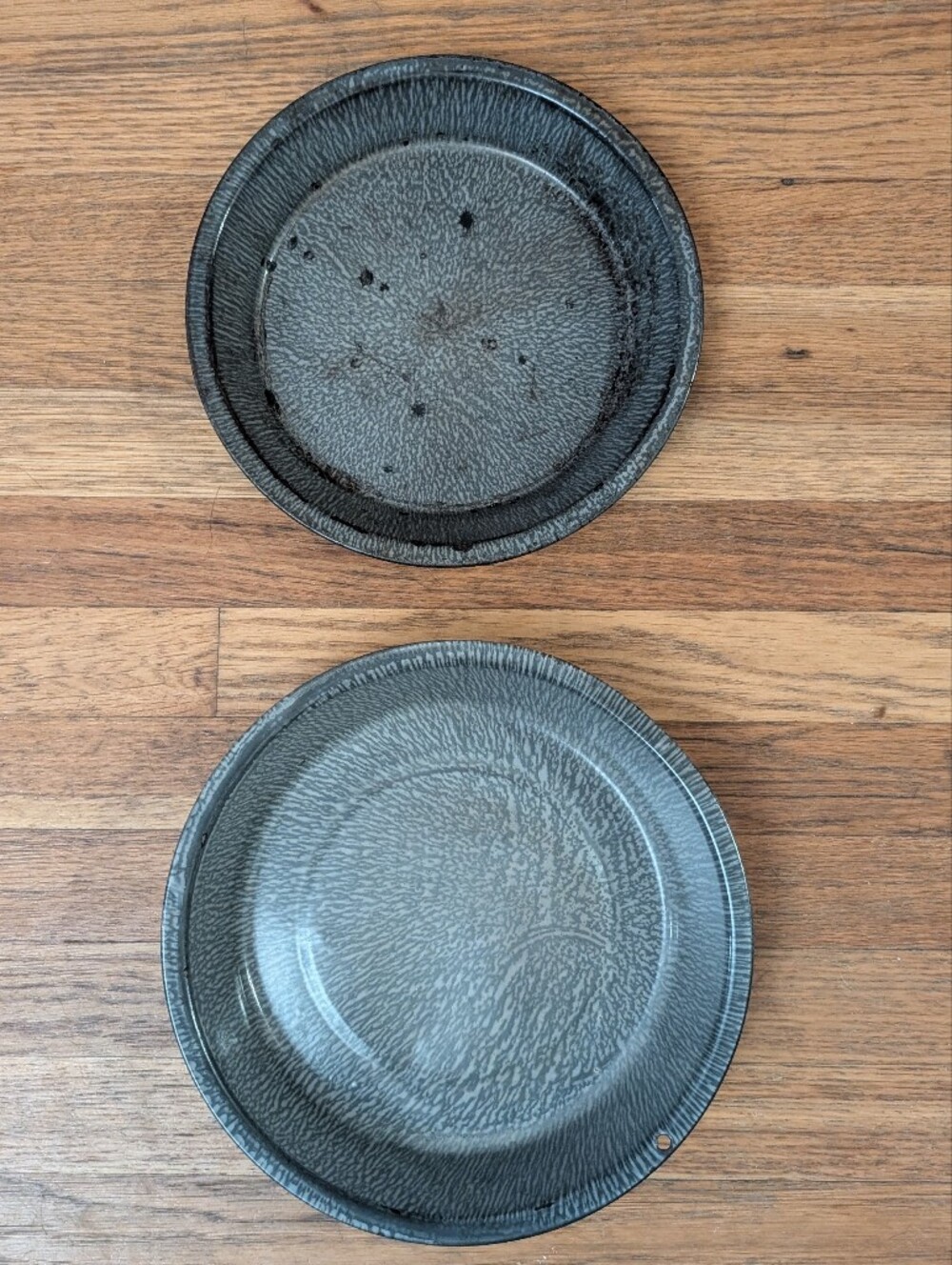 Antique 1940s Lot of Two Enamel Graniteware Pie Plates